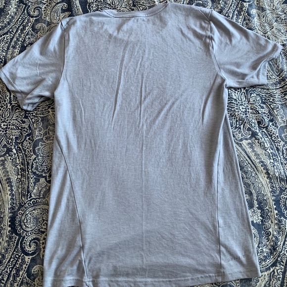 Nike T shirt - Picture 2 of 3